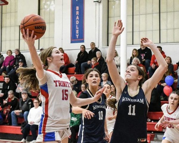 Perez’s late 3 lifts Trinity girls basketball to win against Windham (video)