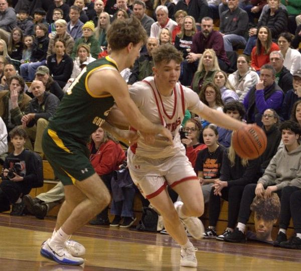 Trio leads Pinkerton boys basketball to win over Bishop Guertin in D1 quarterfinal