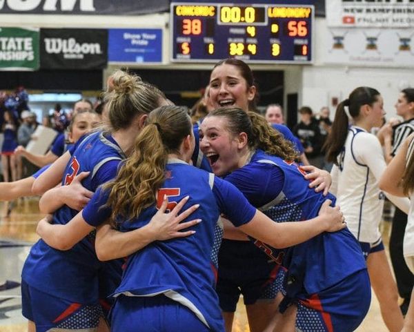 Londonderry reaches the top with win over Concord Christian in D1 girls basketball final (video)