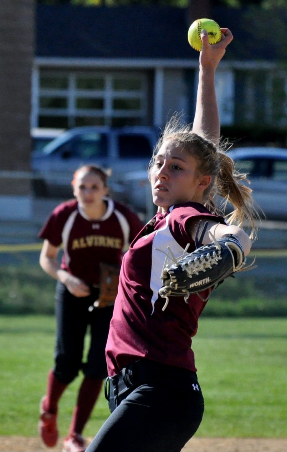 AlvBGsoftball0507 Carbone1
