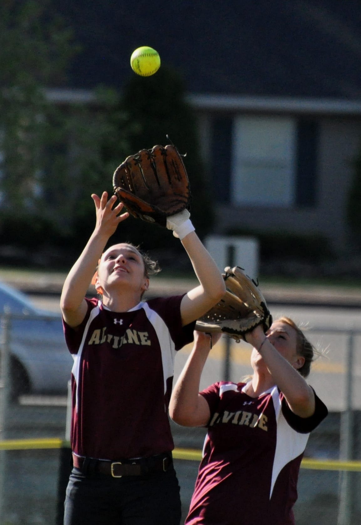 AlvBGsoftball0507 DonovanGustowsky
