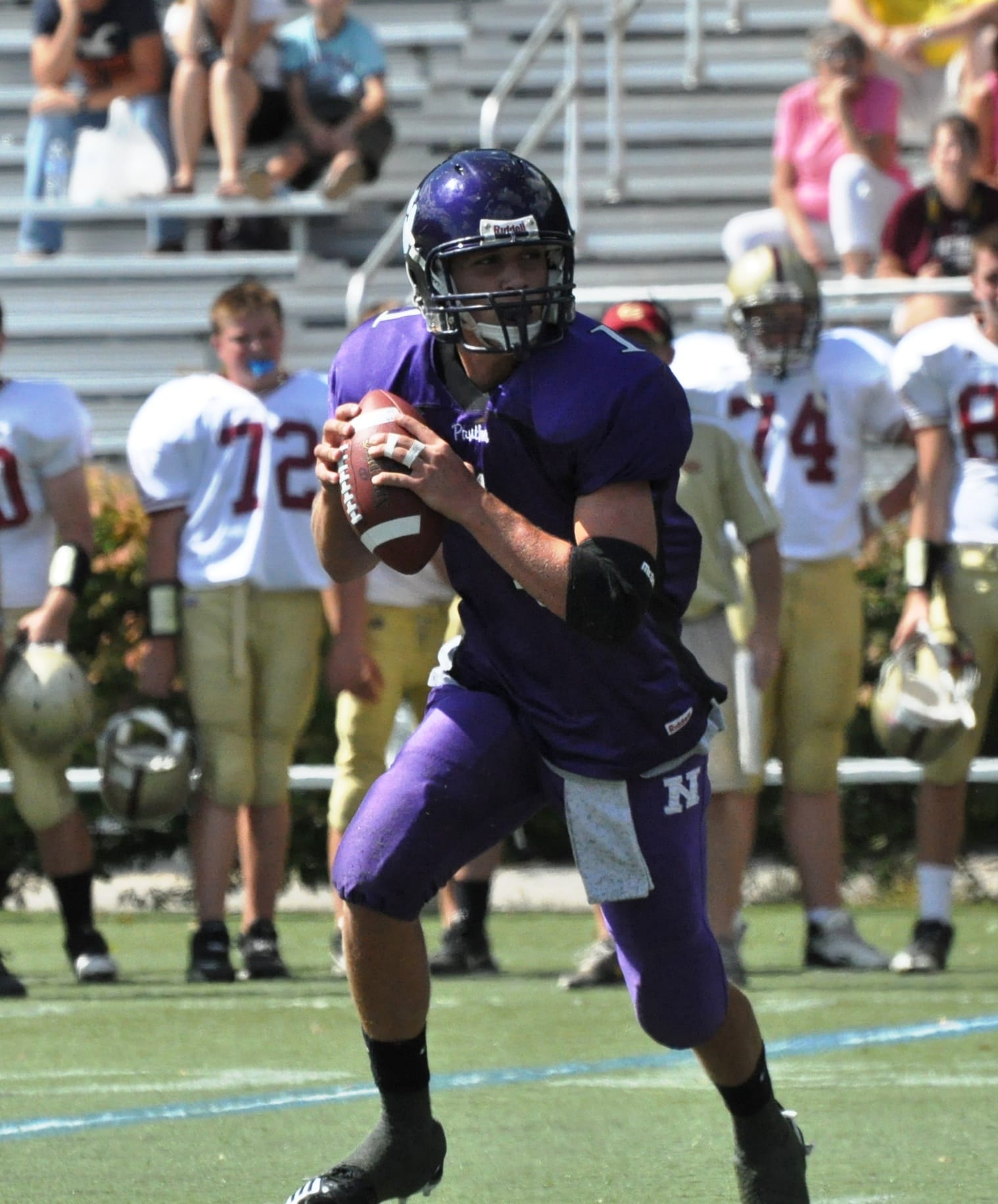 SouthFball0904 NSFarkas1