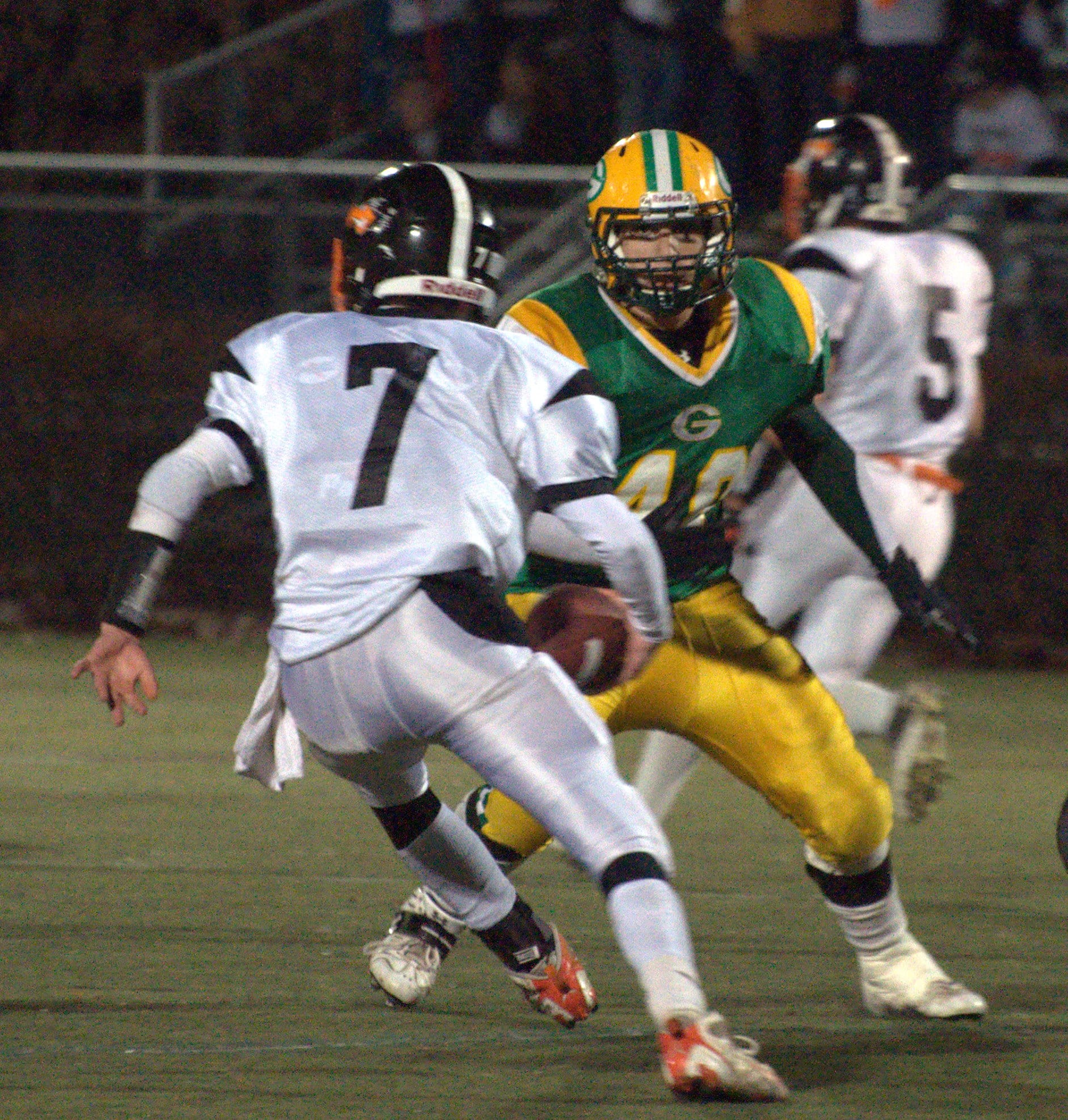 BGfball1113 BG40-