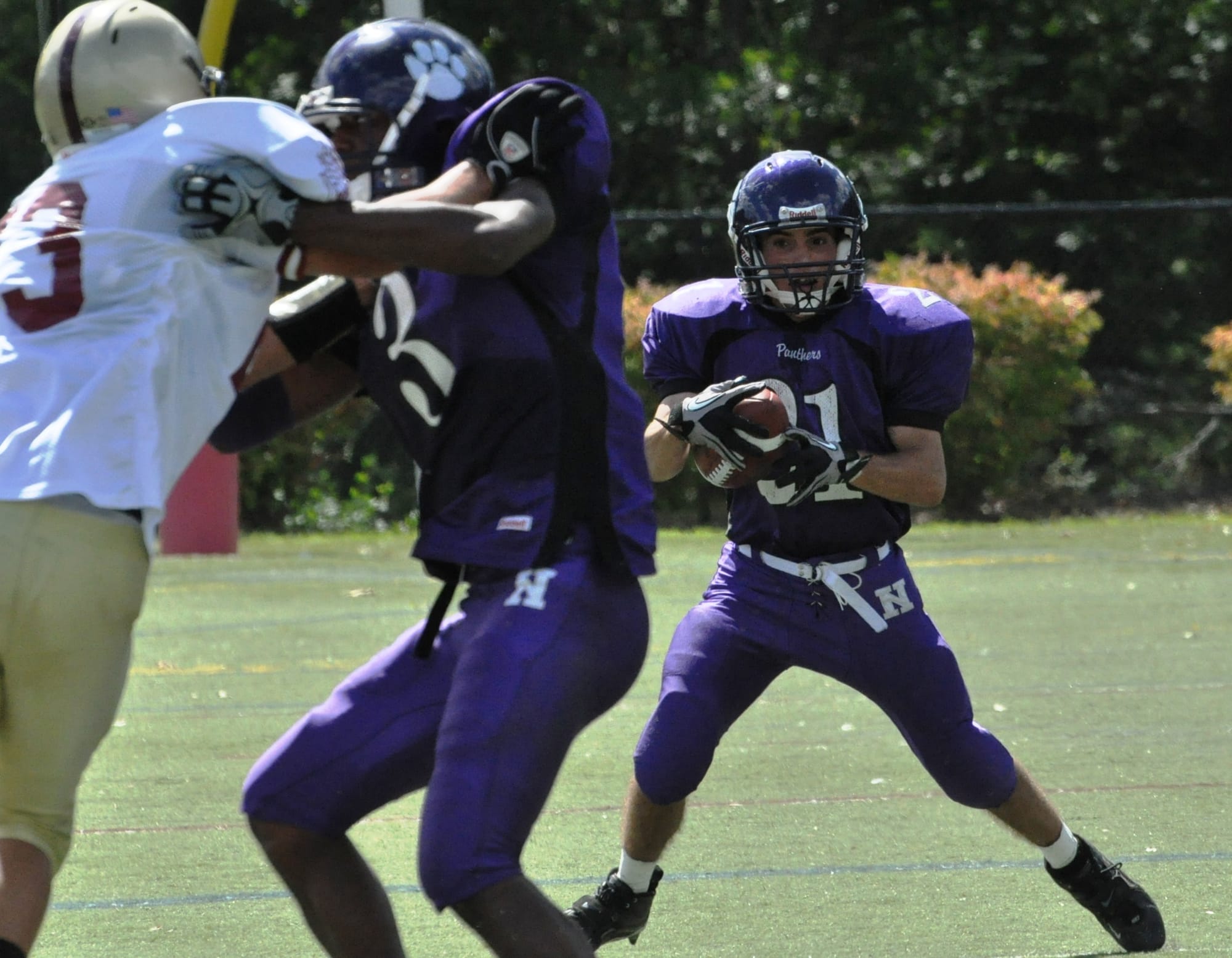 SouthFball0904 NSPuleo2