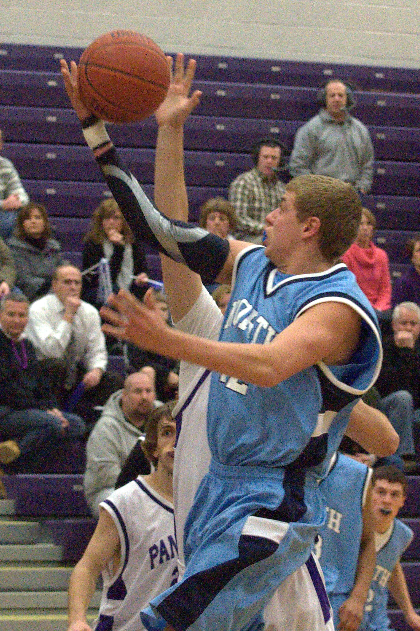 NorthSouthBbball0127 NN12-1