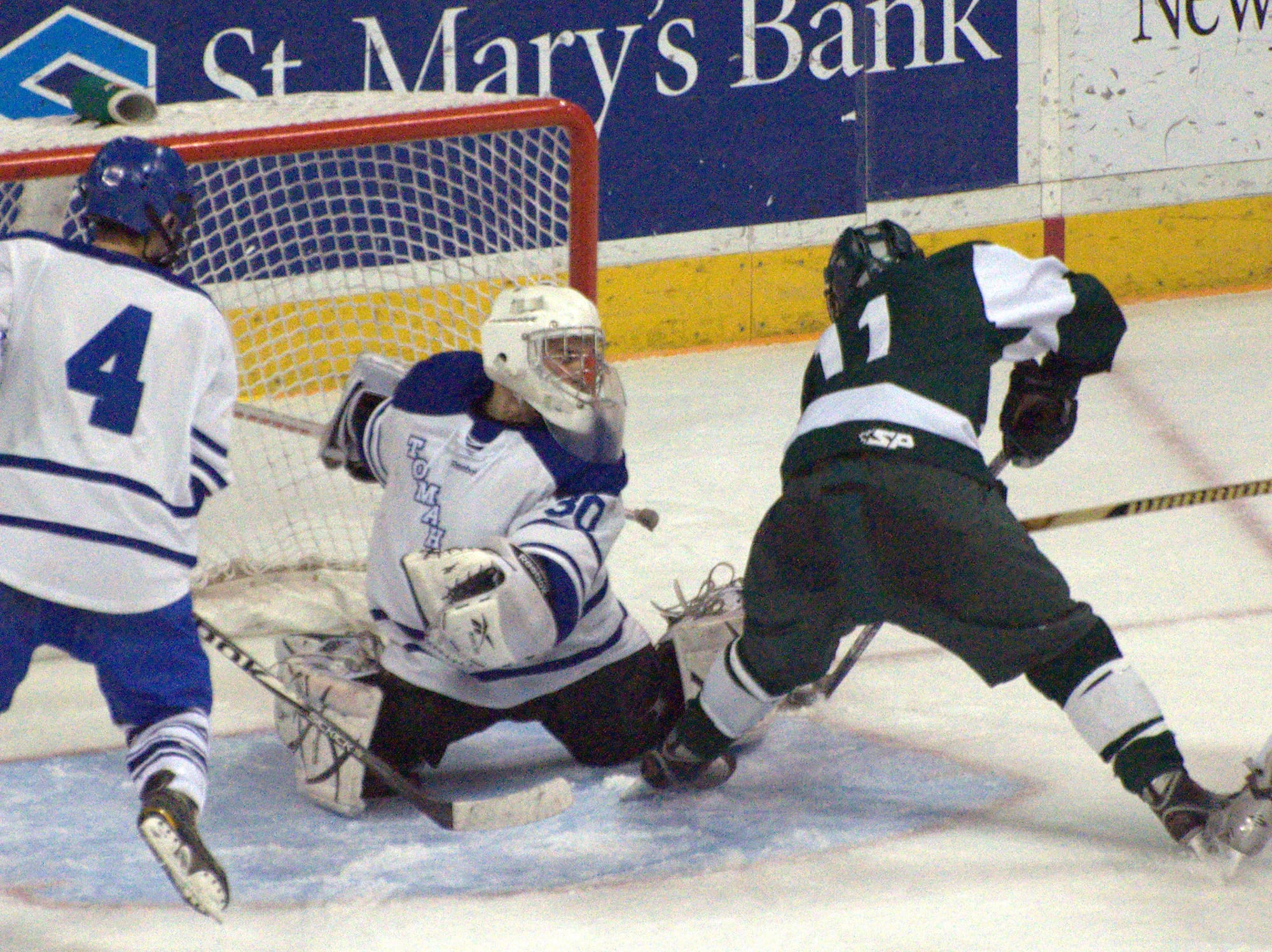 MerrHockey0311-2 Merr30-1