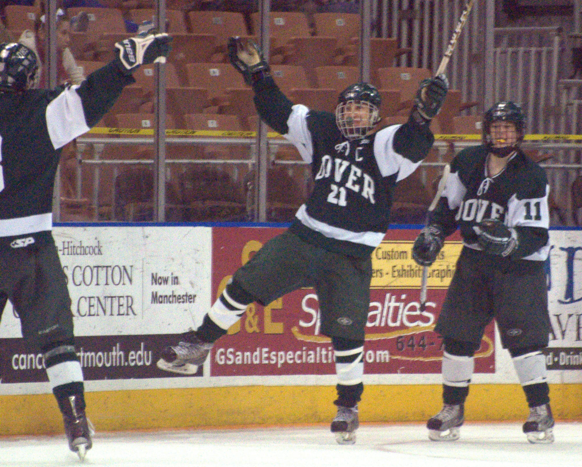 MerrHockey0313-1 Dover1