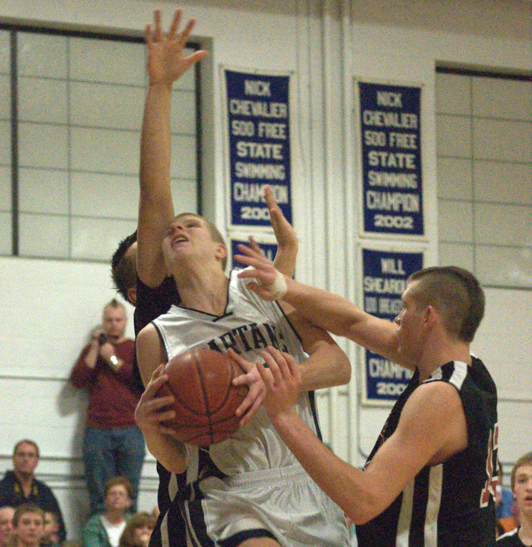 MHSbball0311 Mhs24-1a