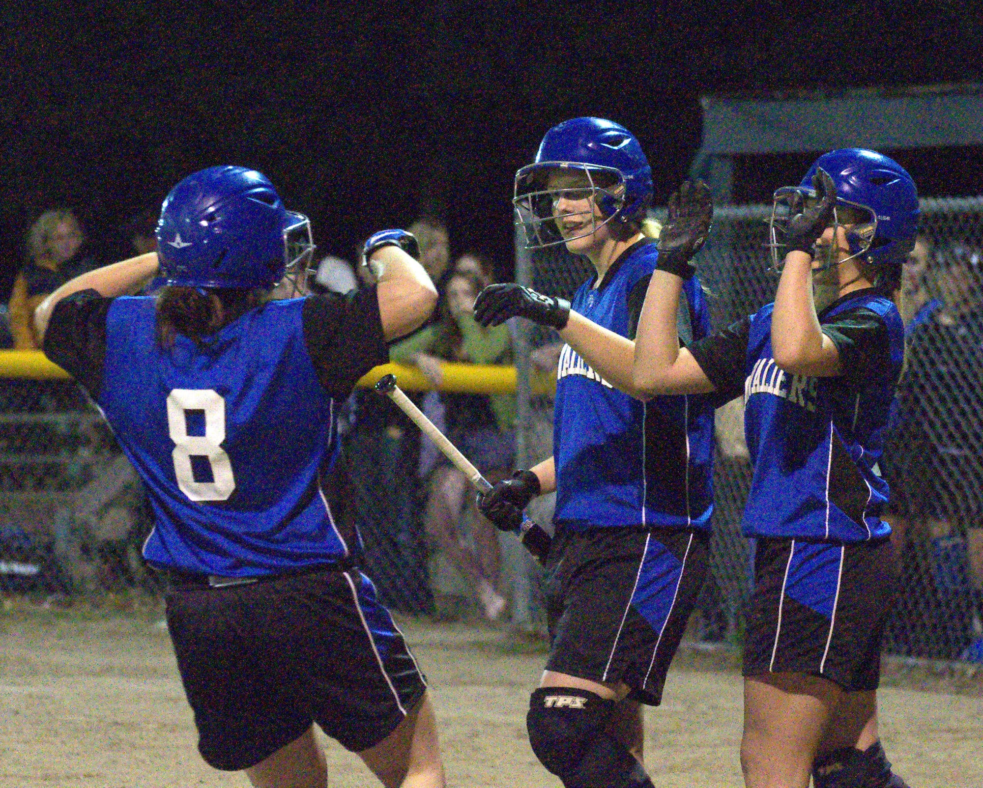 HBSHSsoftball0513 HBteam1