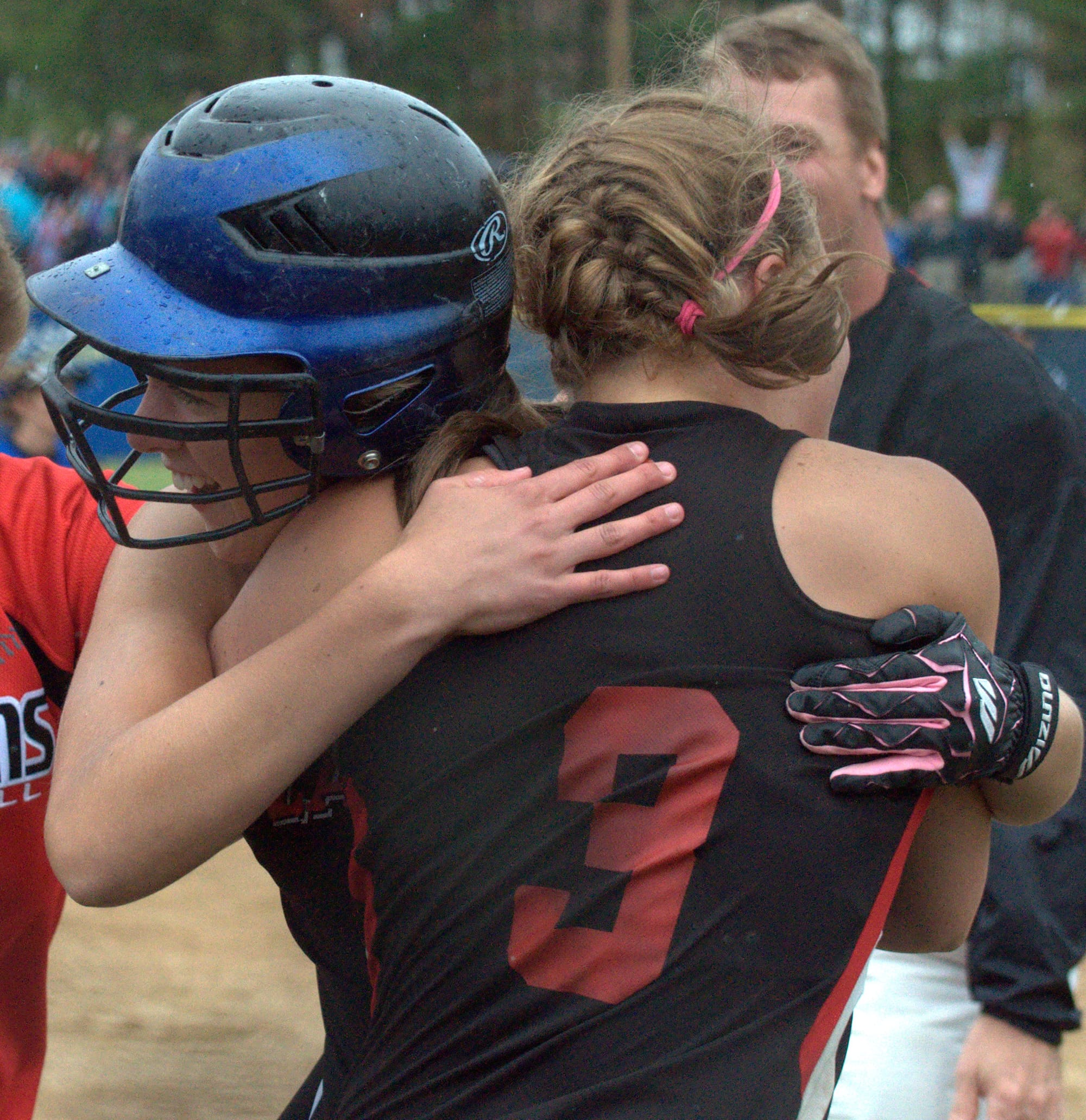 HBsball0614 Laconia1