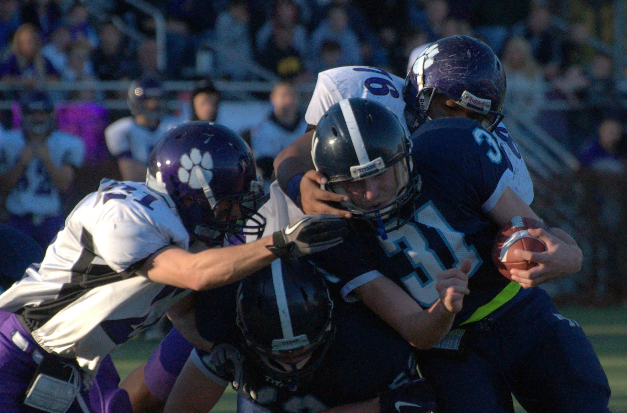 SouthNorthFball1113 S21&76&N31