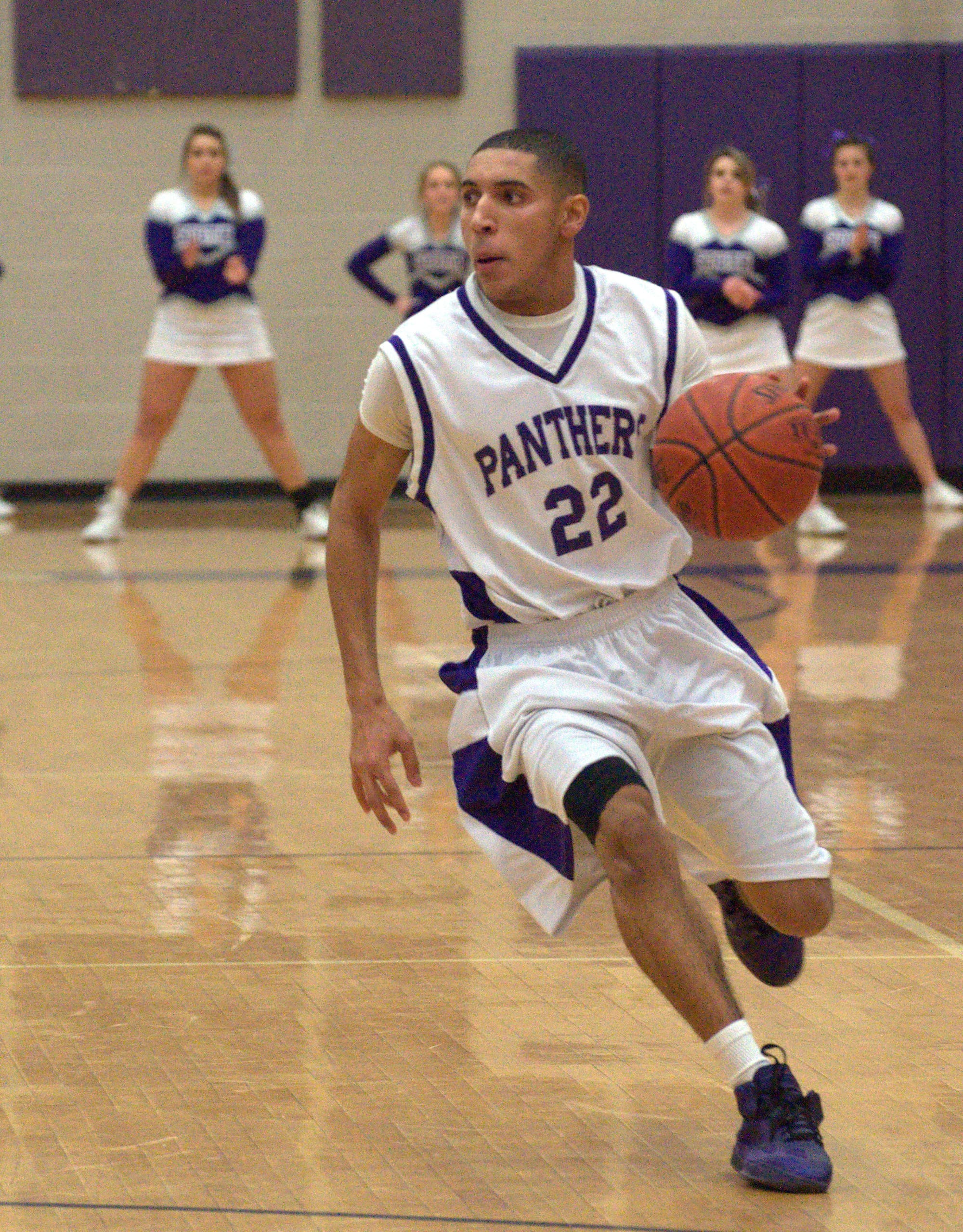 NorthSouthBbball0127 NS22-1