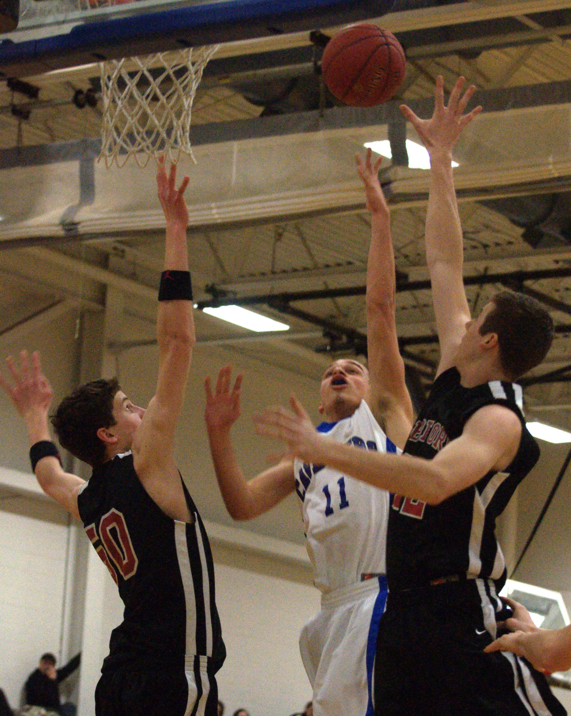 BHSHBbball021512 HB11-2