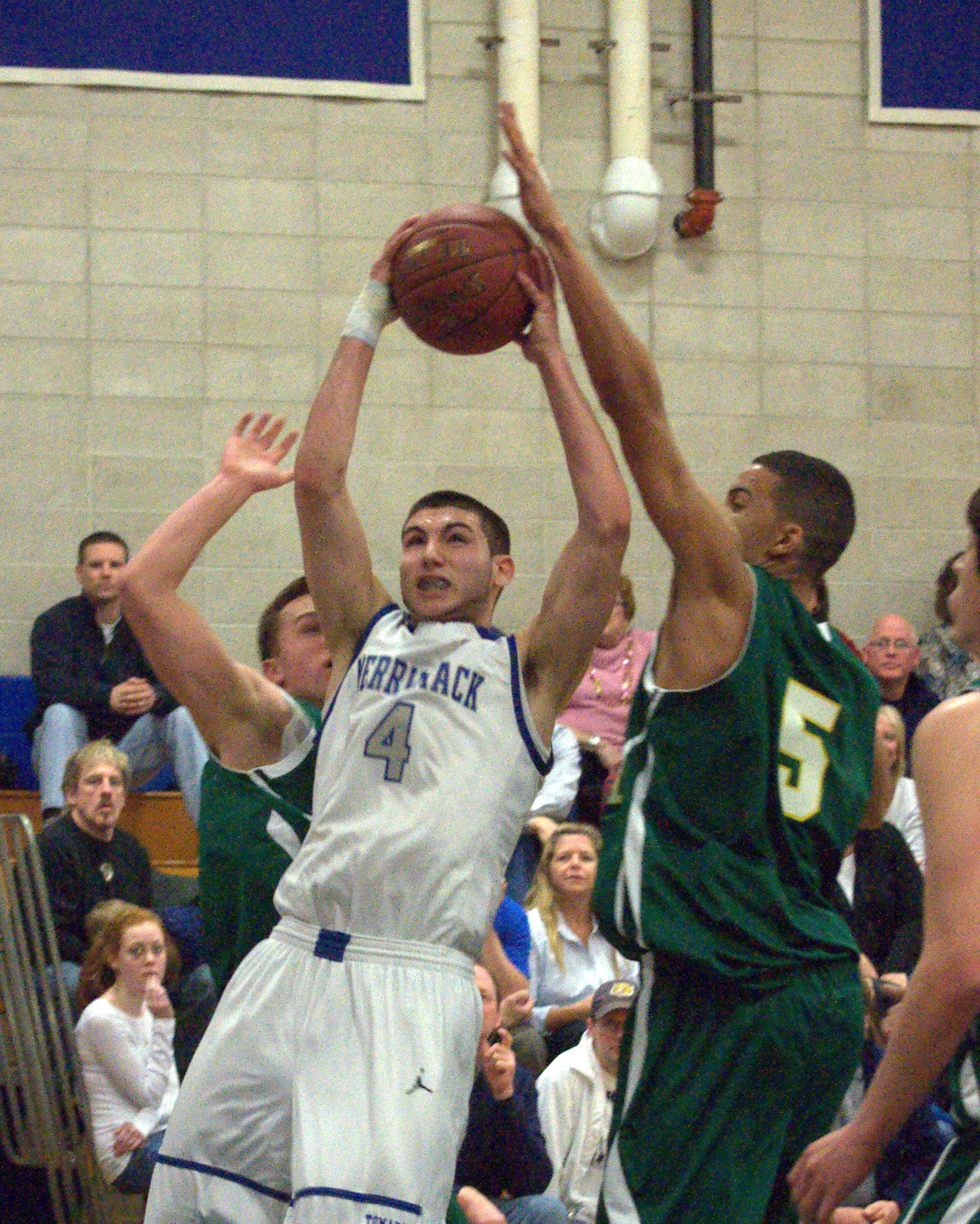 BGMERRbball030612 M4-2