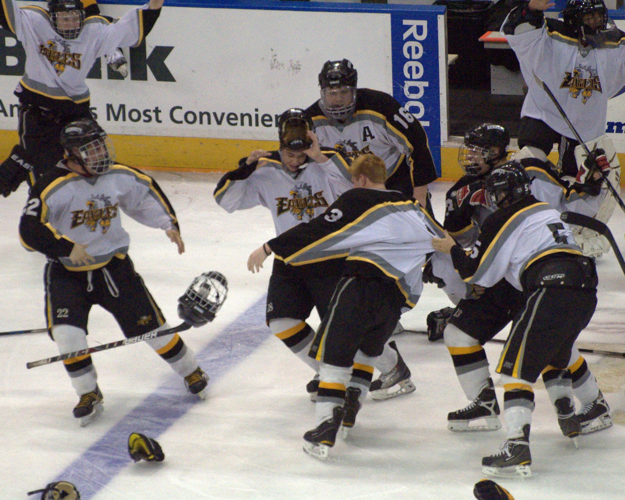 D3hockey031012 K3-1