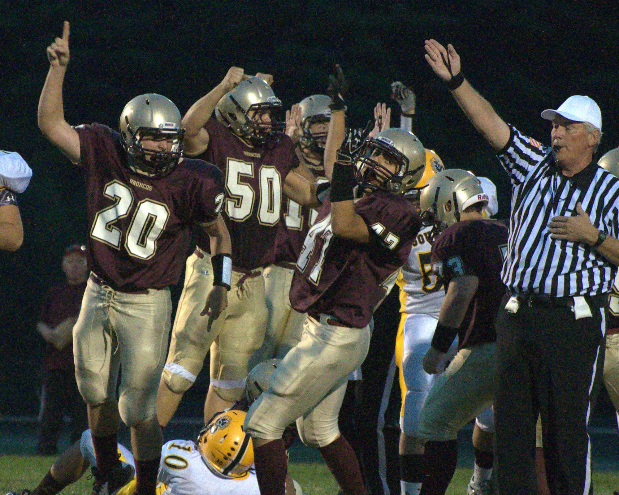 HBsocSHSAlvFball091412 Alv1