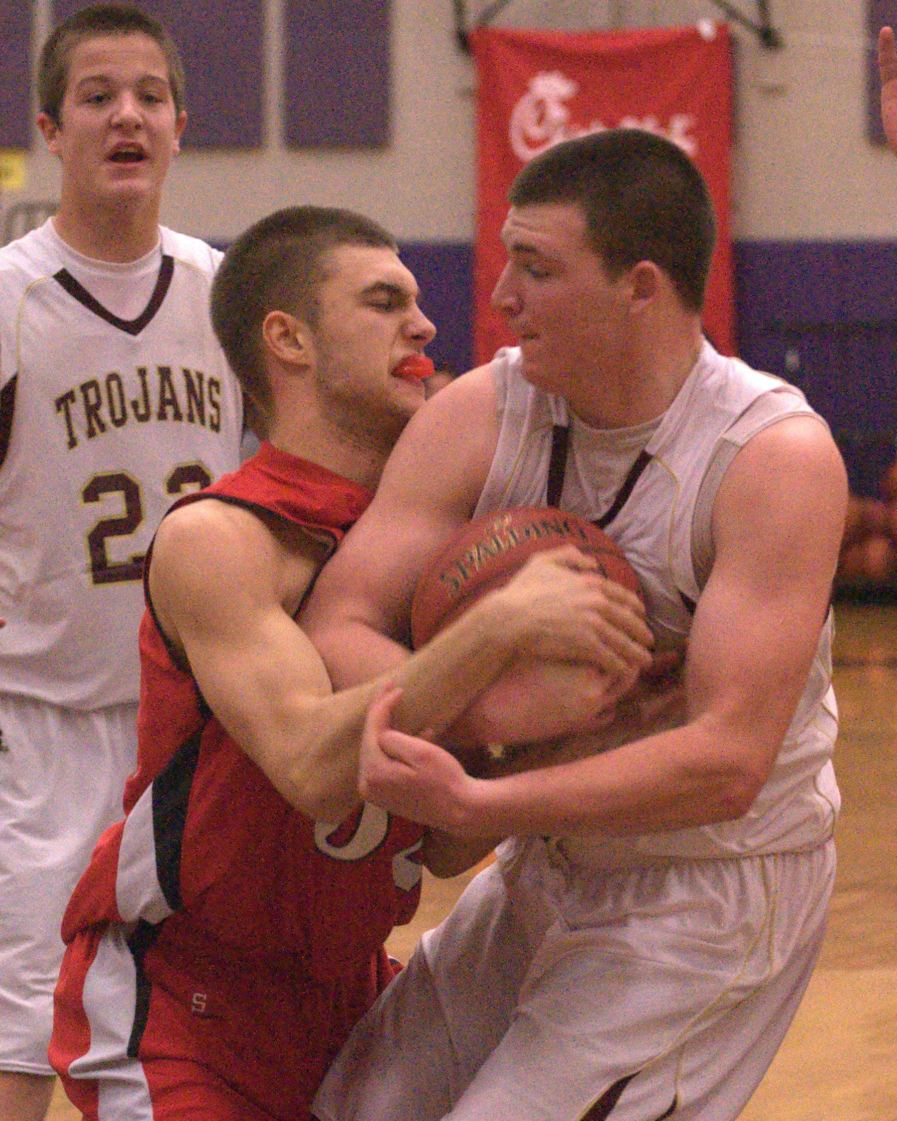Campbell's Jason Rodonis and Thornton's Jeff Gelinas battle for the ball.