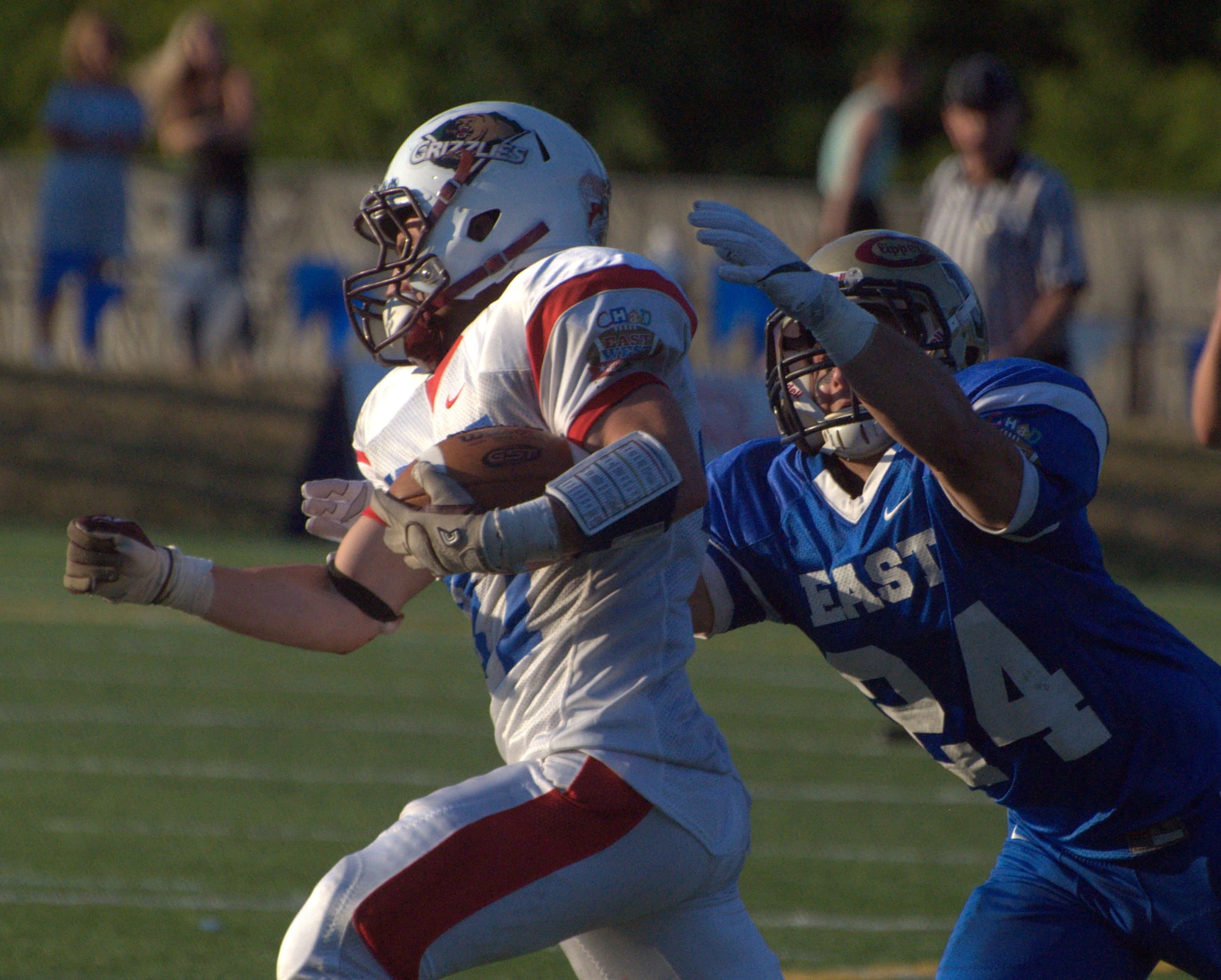 Matt Shea tries to tackle Connor Bourque during Saturday's game.