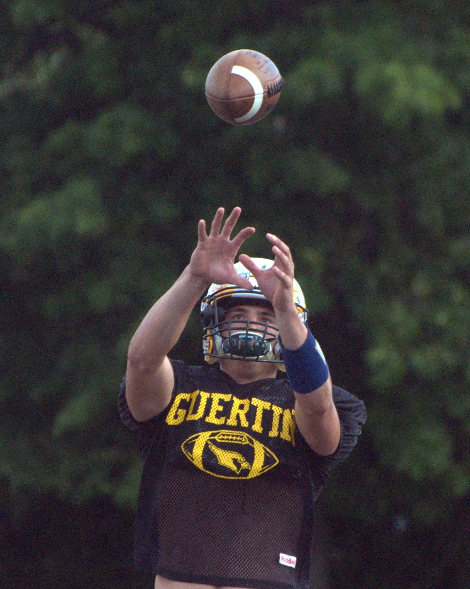 Nick Lorden catches a pass during practice for Saturday's game.