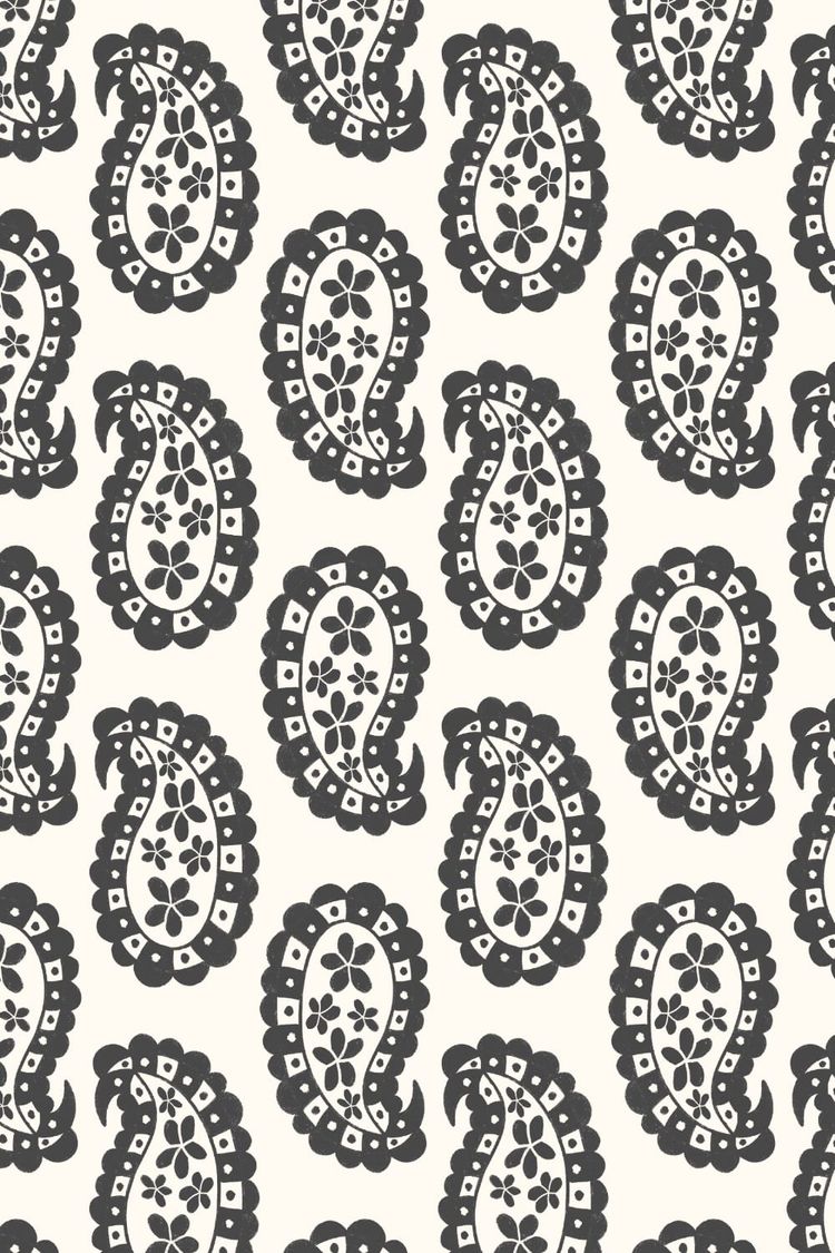 Scalloped Paisley Floral