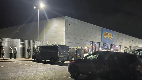 #319: Midnight caller