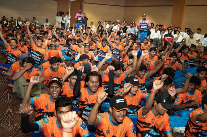 When the Lok Bhawan Echoed - Balla Ghumao, Nasha Bhagao!