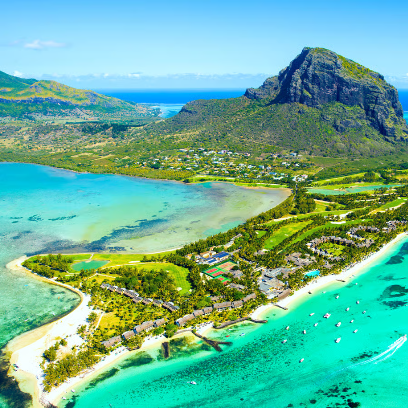 A picture showing the stunning landscape of Le Morne Brabant in Mauritius