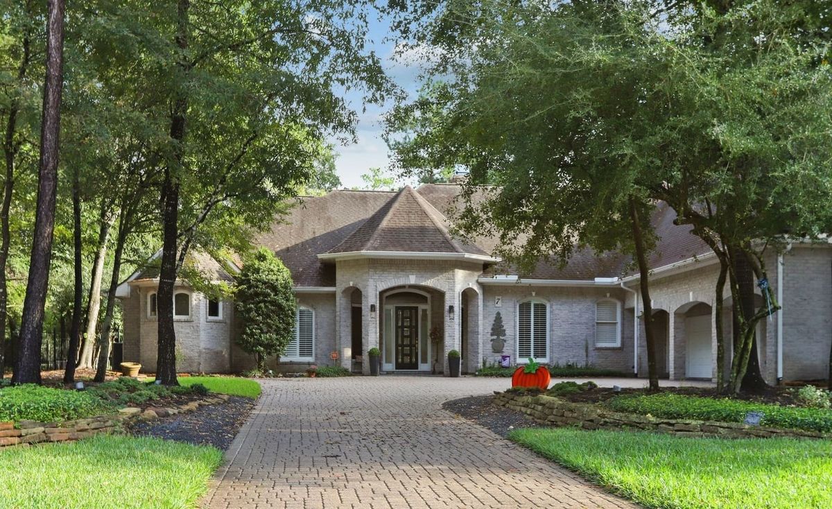 Luxury Renovations That Increase Home Value and Curb Appeal
