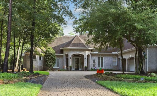 Luxury Renovations That Increase Home Value and Curb Appeal