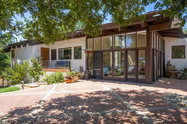 5 Best Insurance Options for Luxury Vacation Homes (What Every Owner Should Know)