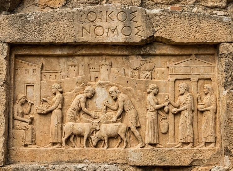 Az ökonómia etimológiája. (Vagy fordítva.)