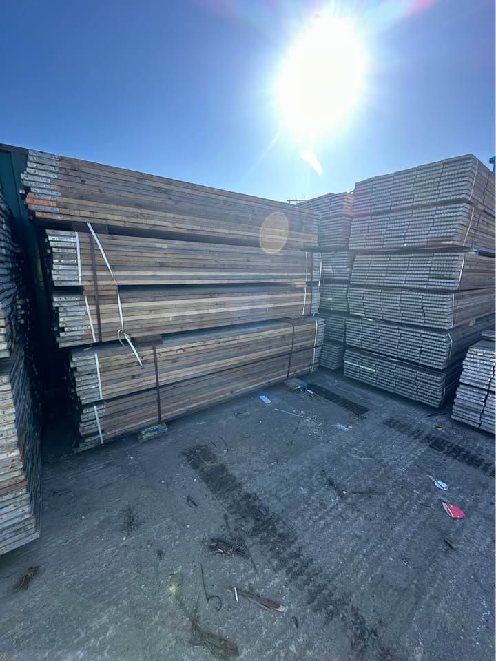 Reclaimed Scaffold Boards in  Mansfield: Sizes, Uses, and  Local Supplier