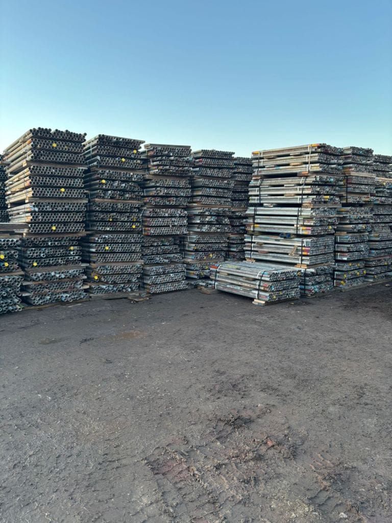 used scaffolding tube-fittings-boards Nottingham