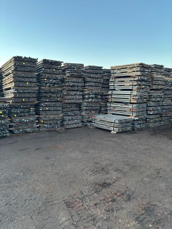 used scaffolding tube-fittings-boards Nottingham