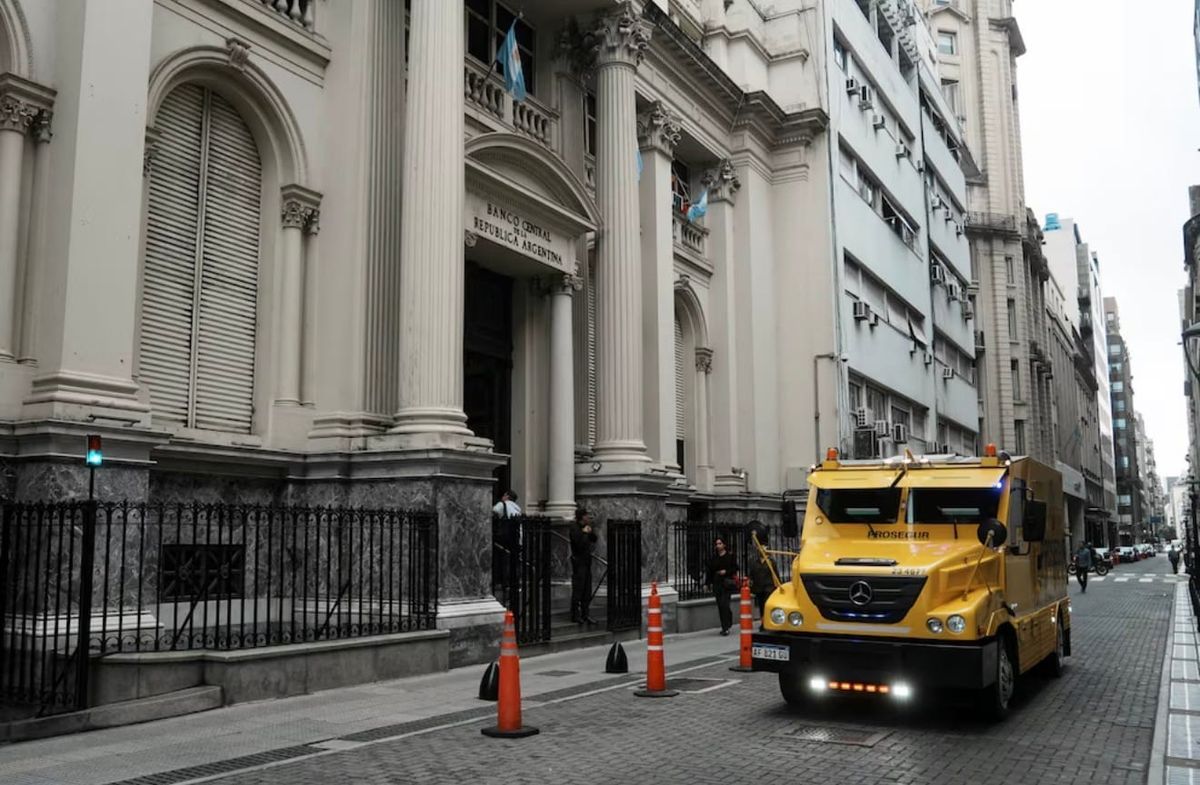 Las reservas del BCRA cayeron USD 800 millones tras el pago de deuda del 9 de julio pero la racha compradora no se interrumpió