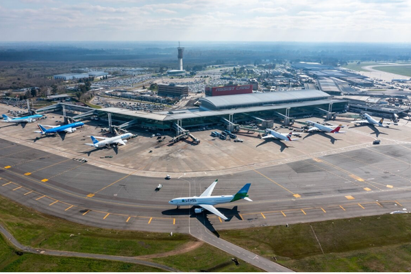 Paro en aeropuertos este lunes: ATE anunció un conflicto gremial que generará demoras en pleno finde largo