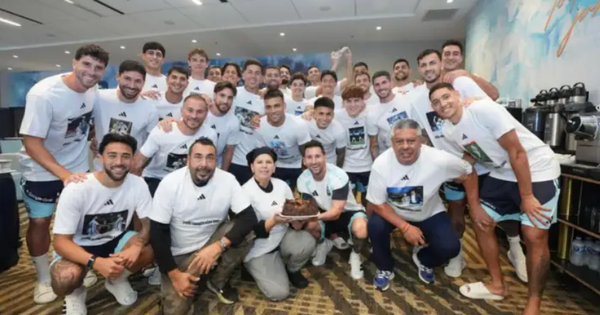 Argentina cierra la fase de grupos mañana sábado: qué necesita la Scaloneta y cuándo juega en dieciseisavos