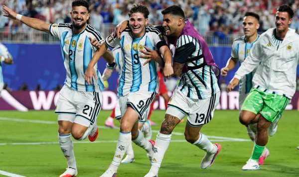 La Scaloneta que no para de sufrir y no para de ganar: Argentina venció 3-1 a Suiza en tiempo extra y está en semifinales del mundo