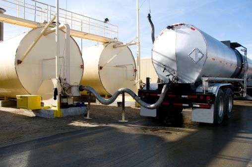 Best Fuel Transfer Tanks to Keep Your Fleet Moving!