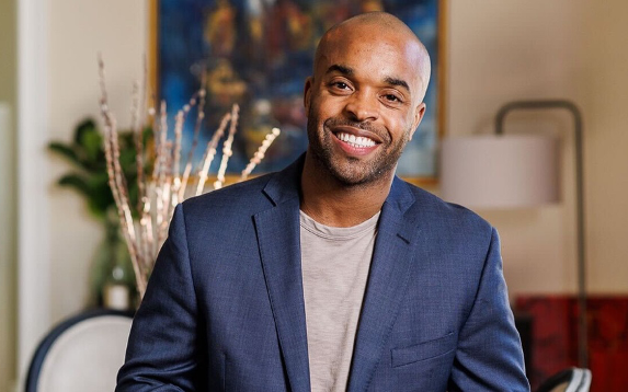 A Portfolio Of 20 Airport Restaurants Results In $50M In Revenue For This Entrepreneur