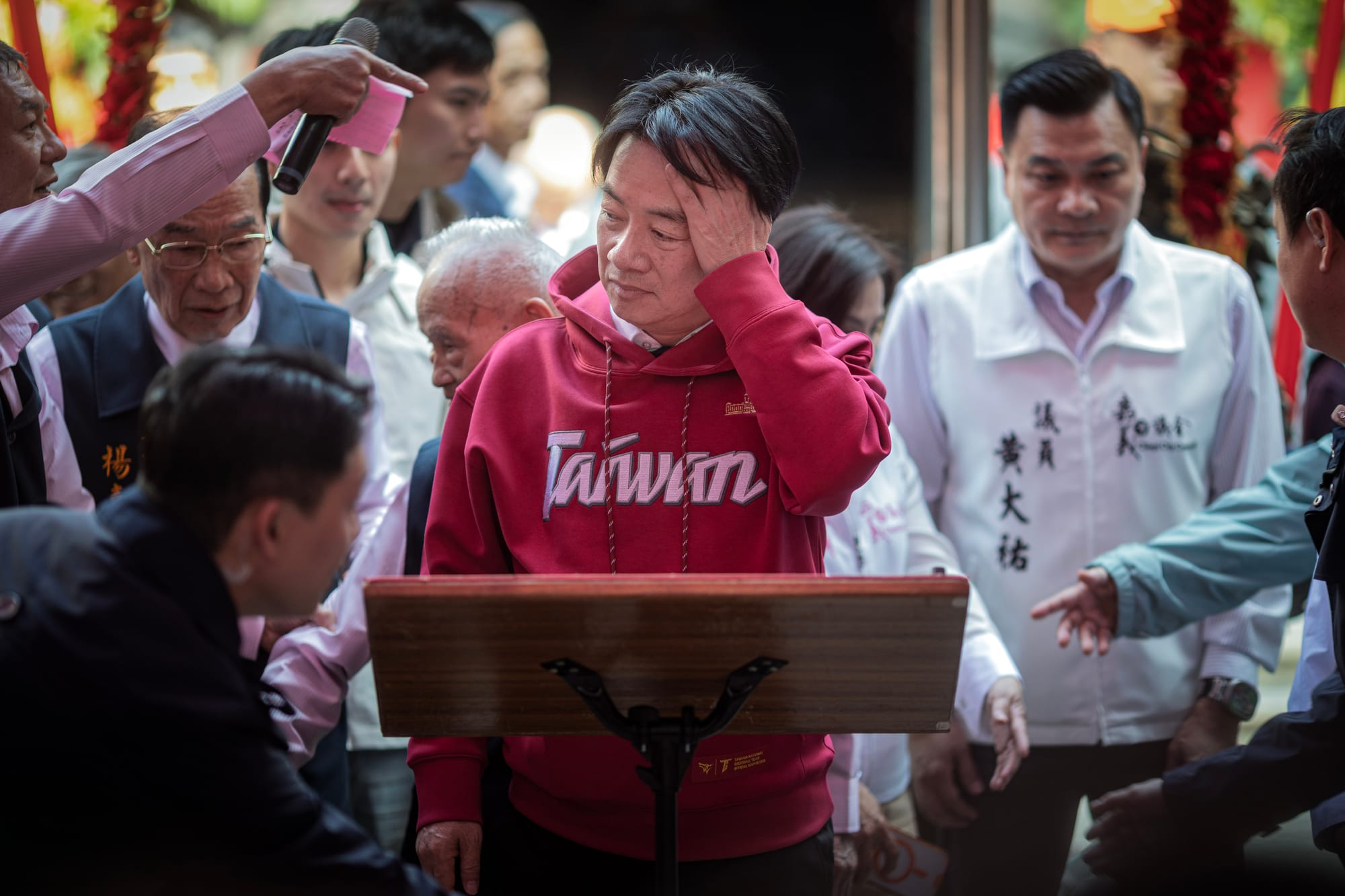 北京攔截空中走廊：賴清德出訪史瓦帝尼被迫取消，三國突撤飛航許可｜Whatsnew