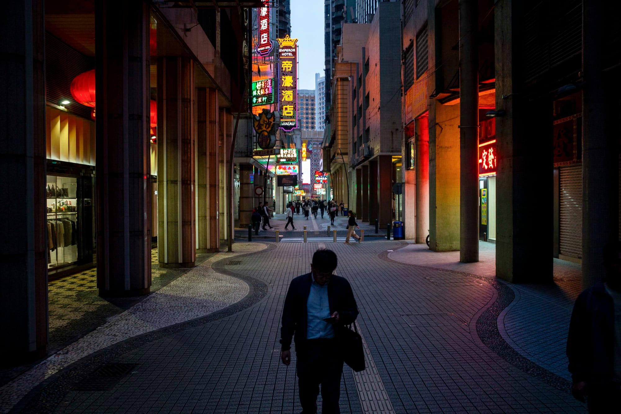 整頓衛星賭場後：「利潤流入博企，卻沒流到澳門人手上」