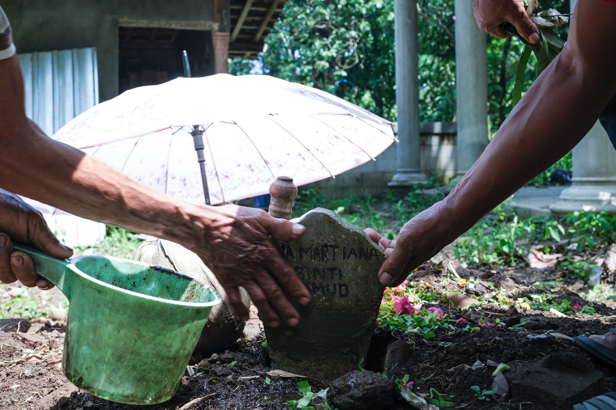她們的墓地：宏福苑大火後，尋訪印尼家務工的遺屬