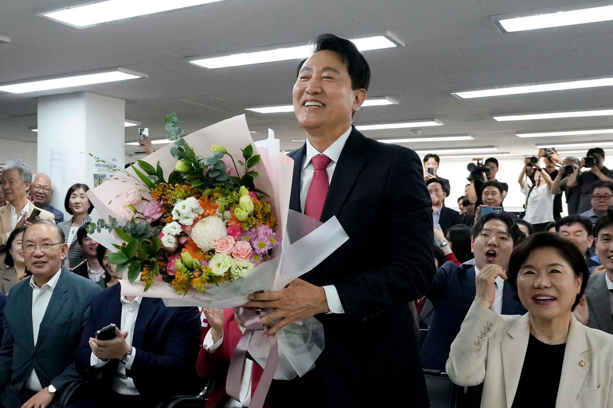 南韓執政黨大勝地方首長選舉，但未拿下首爾市長關鍵位置｜Whatsnew