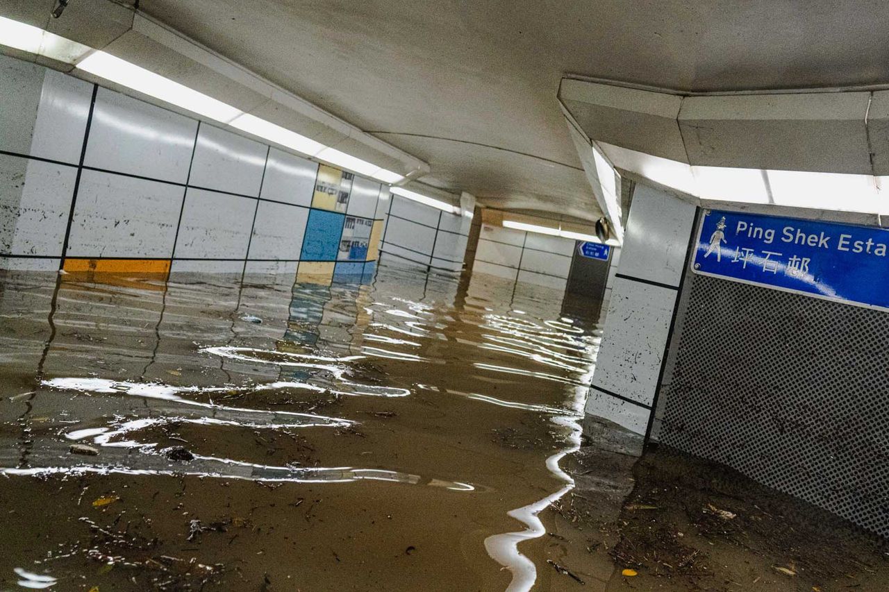 「海葵」致香港破紀錄暴雨多區水浸，深圳嚴重內澇，水庫排洪｜Whatsnew