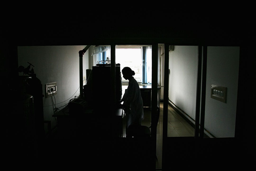 自共产党建立政权以来,以“科学”为中介建立的对真理的垄断权,一直是论证统治合法性的重要手段。图为北京一所实验室。摄:Guang Niu/GETTY