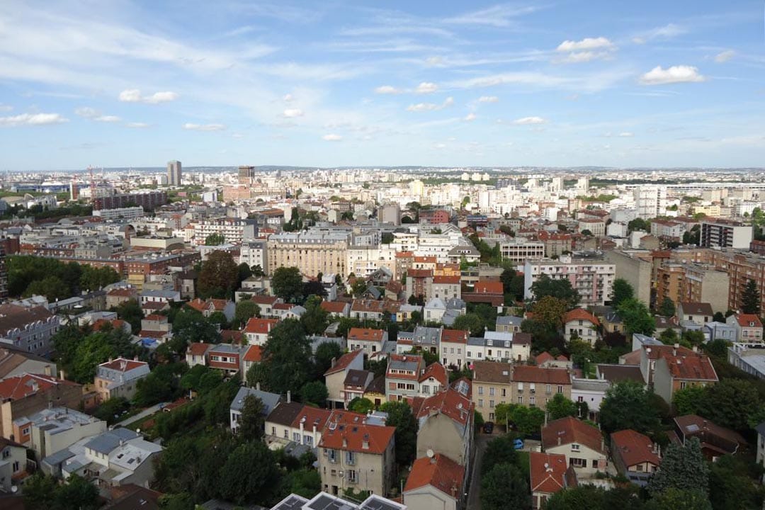 巴黎郊区Le Pré Saint Gervais。OÙ TRAVAILLE 网页图片