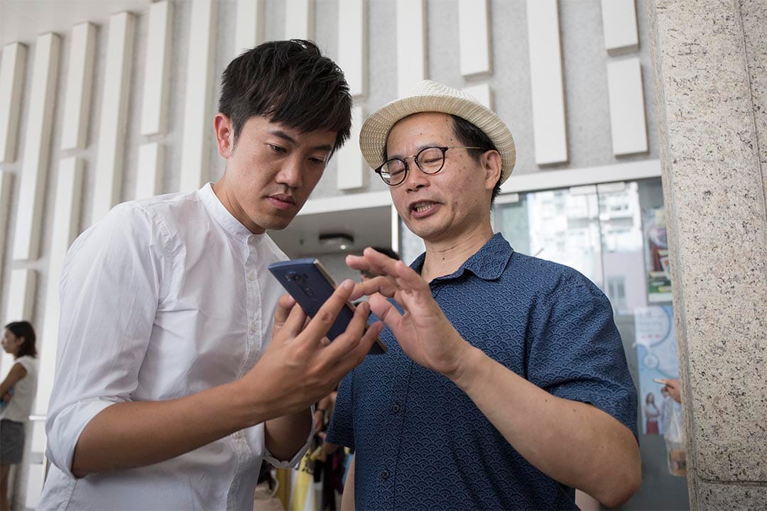 2016年7月26日,鄭松泰等人報名參選立法會選舉。