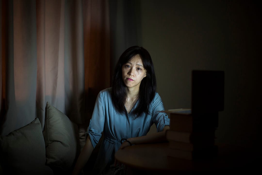 这个社会的好与坏与你无关——胡采苹的朋友劝她不要在网络上写东西。 「但我从来没听过，」她说。