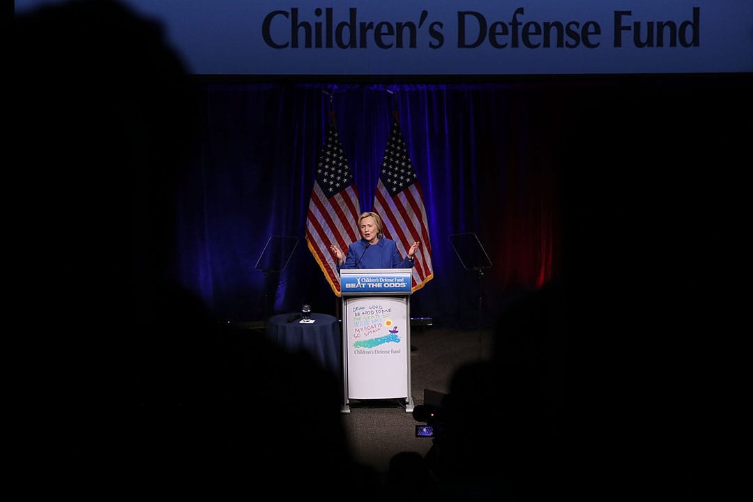 希拉里在华盛顿演讲。